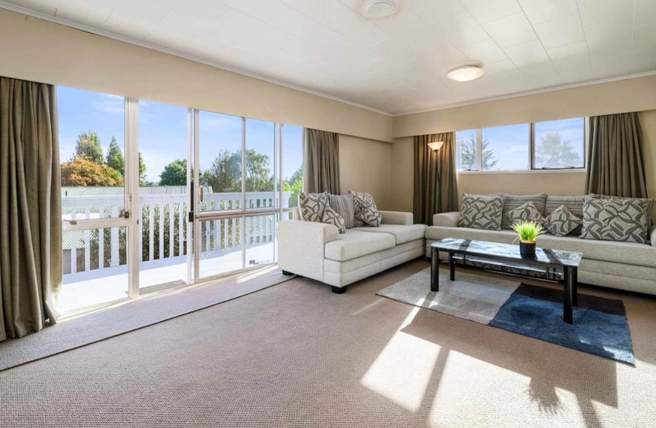 Spacious Utuhina Holiday House Rotorua Buitenkant foto