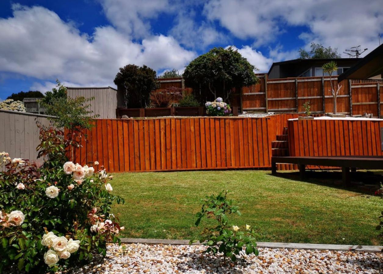 Spacious Utuhina Holiday House Rotorua Buitenkant foto